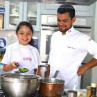 La imagen 2 de la Empresa AZAFRAN - TALLER DE COCINA Artista en Lima LAM