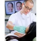 La imagen 1 de la Empresa CLÍNICA WANTANABE - PSICOLOGÍA Periodoncista de implantes dentales en Lima LAM