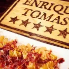 La imagen 35 de la Empresa ENRIQUE TOMÁS JAMON-TAPAS-VINO Tienda de comestibles gourmet en Santiago de Surco LAM