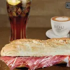 La imagen 43 de la Empresa ENRIQUE TOMÁS JAMON-TAPAS-VINO Tienda de comestibles gourmet en Santiago de Surco LAM