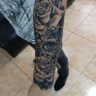 La imagen 1 de la Empresa HOOPERS TATTOO STUDIO Tienda de tatuajes y piercings en Lima LAM
