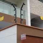 La imagen 1 de la Empresa PUERTAS LEVADIZAS INDUSTRIAS BARSAC Puertas y sistemas de puertas en Santiago de Surco LAM