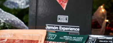 La imagen 1 de la Empresa ENRIQUE TOMÁS JAMON-TAPAS-VINO Tienda de comestibles gourmet en Santiago de Surco LAM