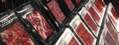 La imagen 26 de la Empresa ENRIQUE TOMÁS JAMON-TAPAS-VINO Tienda de comestibles gourmet en Santiago de Surco LAM