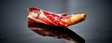 La imagen 51 de la Empresa ENRIQUE TOMÁS JAMON-TAPAS-VINO Tienda de comestibles gourmet en Santiago de Surco LAM