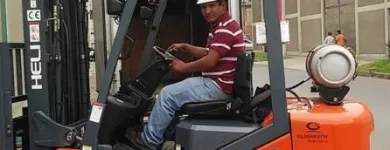 La imagen 3 de la Empresa MONTACARGAS CÓNDOR SAC Servicio de transporte en Lima LAM