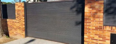 La imagen 7 de la Empresa PUERTAS LEVADIZAS INDUSTRIAS BARSAC Puertas y sistemas de puertas en Santiago de Surco LAM