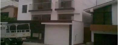 La imagen 1 de la Empresa V & ARQUITECTOS INGENIEROS Y CONSTRUCTORES Constructora de edificios comerciales en Lima LAM