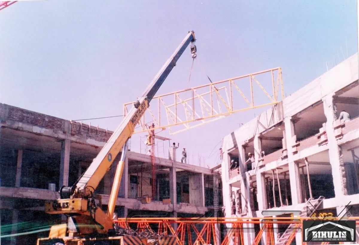 La imagen 16 de la Empresa COBERTURAS METALICAS BIHULIS EIRL