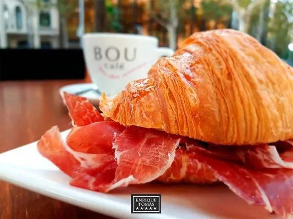 La imagen 45 de la Empresa ENRIQUE TOMÁS JAMON-TAPAS-VINO