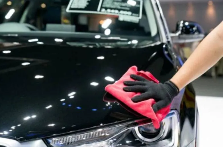 La imagen 1 de la Empresa LUBRICENTRO & CAR WASH BRUNELLA